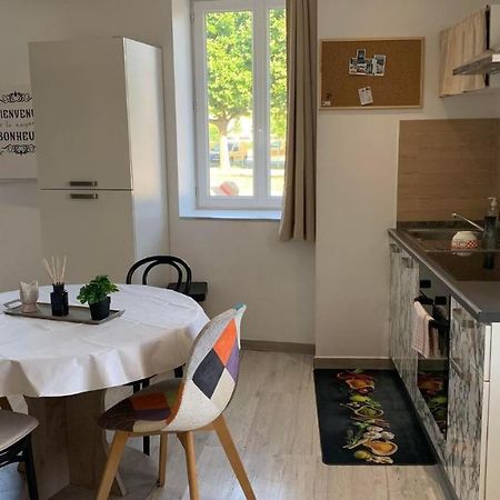 T2 Cosy Matelas 5* / Ecran Plat Qled Macon Bagian luar foto