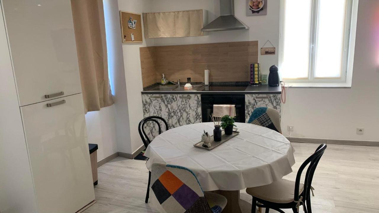 T2 Cosy Matelas 5* / Ecran Plat Qled Macon Bagian luar foto