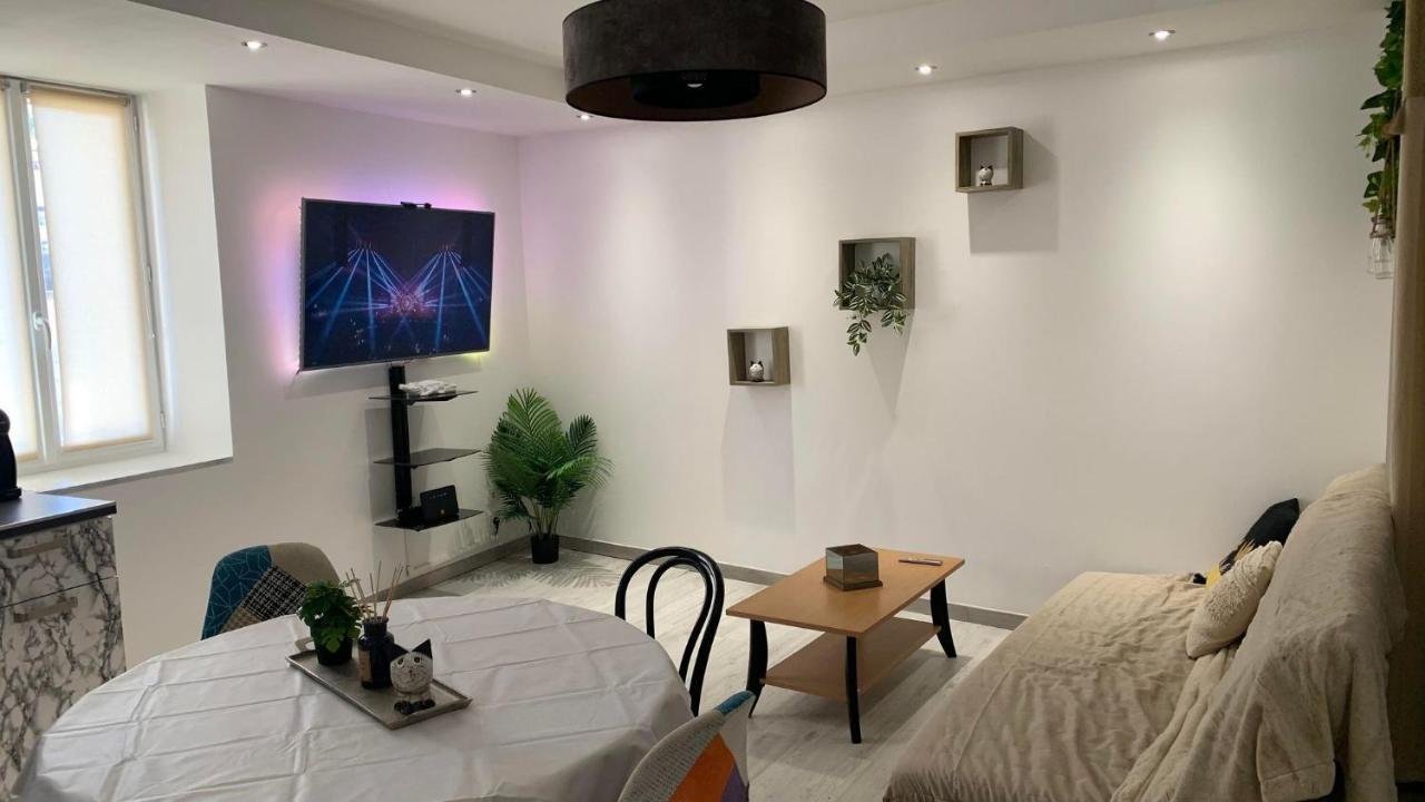 T2 Cosy Matelas 5* / Ecran Plat Qled Macon Bagian luar foto