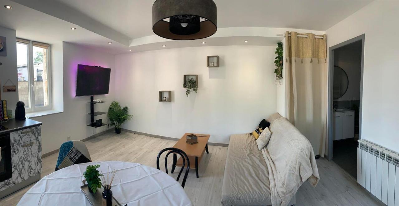 T2 Cosy Matelas 5* / Ecran Plat Qled Macon Bagian luar foto